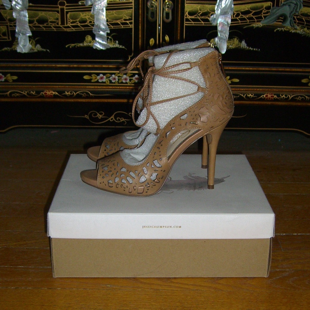 JESSICA SIMPSON JS-BRIONY PERFORATED PEEP TOE SANDAL SHOES 7.5M - Picture 4 of 6